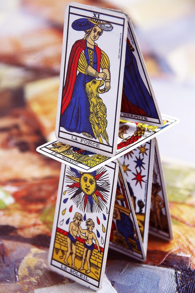 電話占いでタロットを使った恋愛相談は当たるのか？